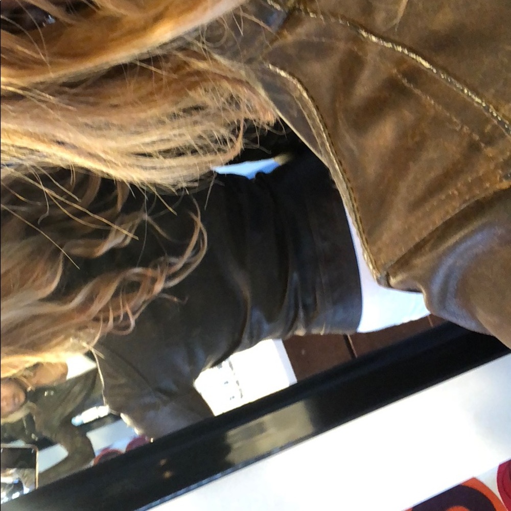 Leather jacket - Picture 4 of 4